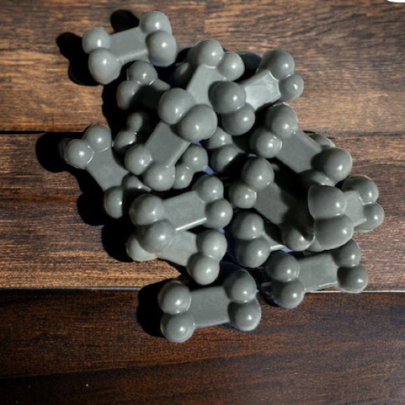 Hand Crafted Soap Charcoal eucalyptus & vanilla Bones 🐾 - Picture 2 of 5